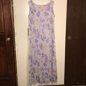 Women’s floral lace dress
